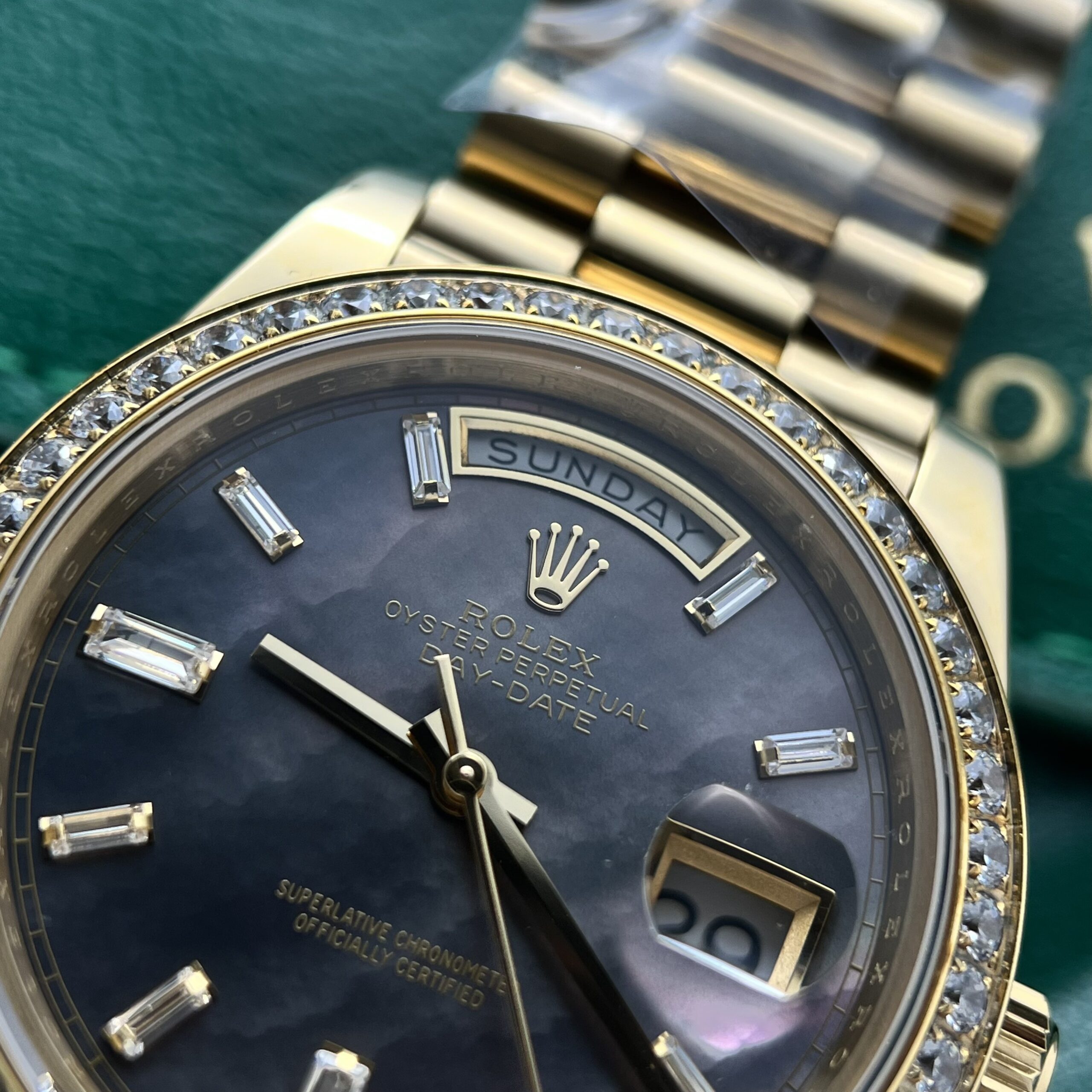Rolex Day-Date YG Plated Dark MOP Dial CZ Diamonds 40mm AAA Replica
