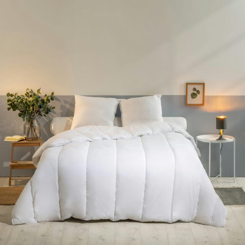ANTI-ACARIENS - Couette chaude Anti-acariens 400g/m2  200x200cm