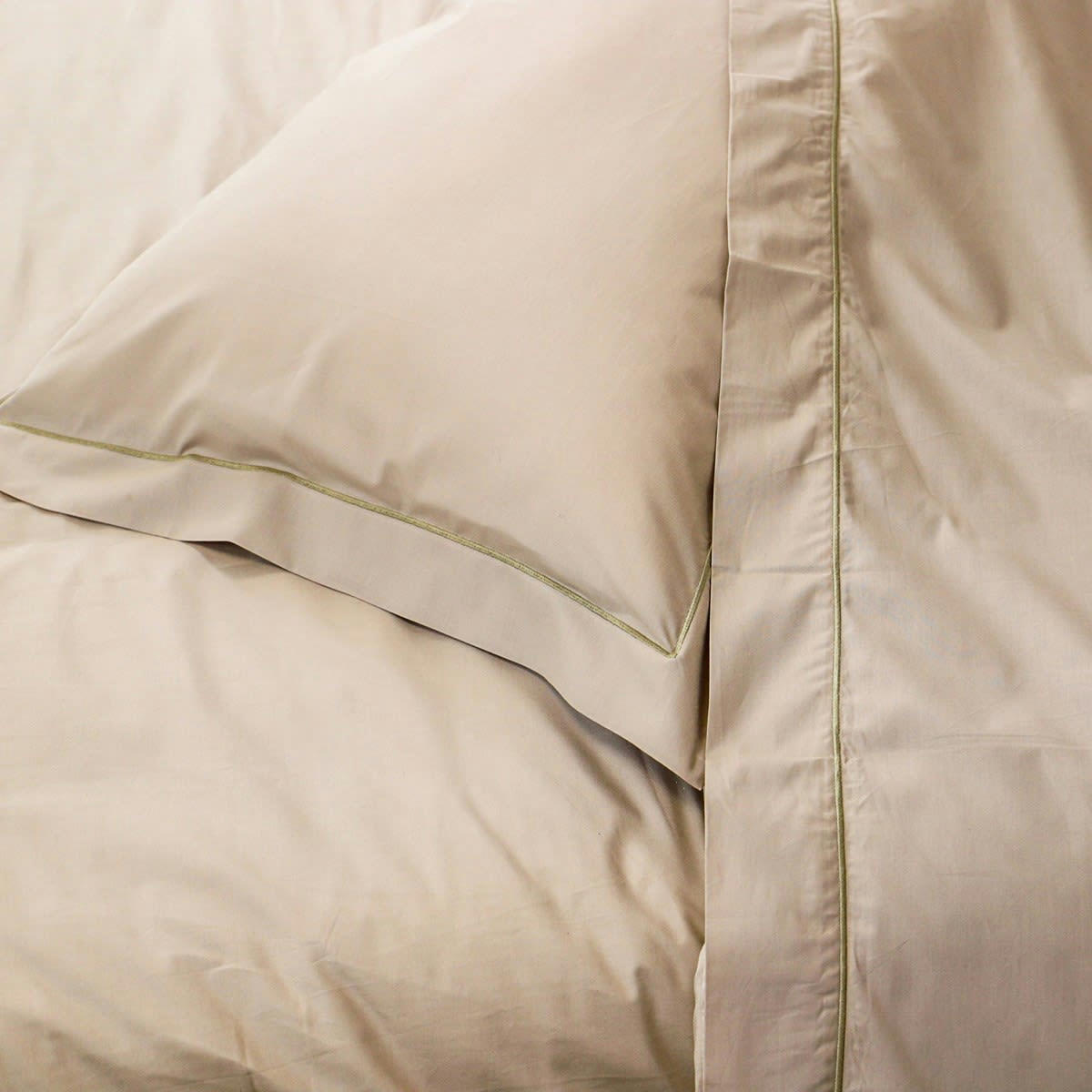 PARURE DRAP ET TAIE DESIREE - Parure drap plat et taies en percale de coton beige foncé 270x290 cm