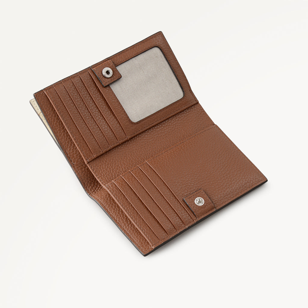 Albany Avenue - Medium Bifold Purse