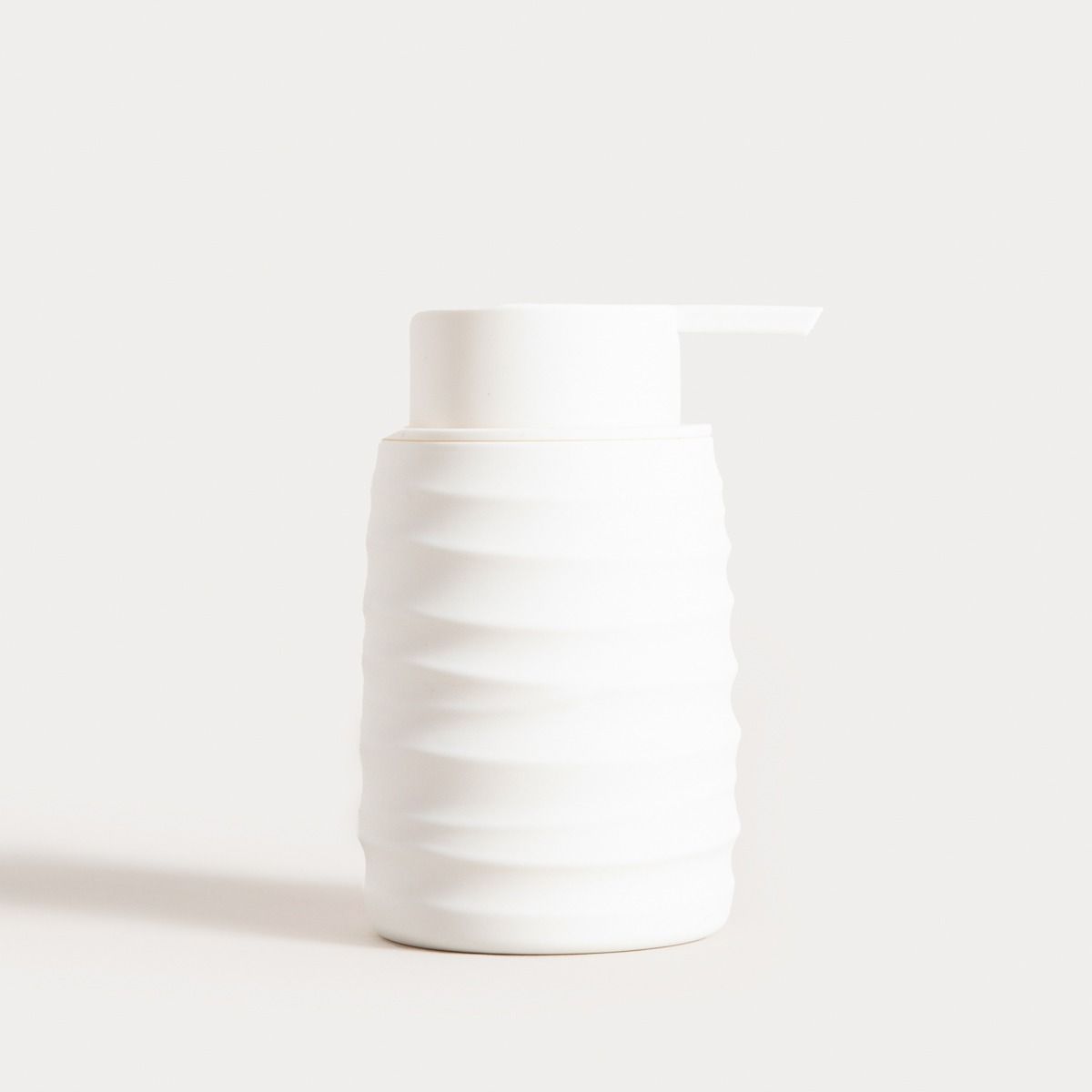 Dozownik TORUS z tłoczeniem biały 8,2x8,2x17 cm