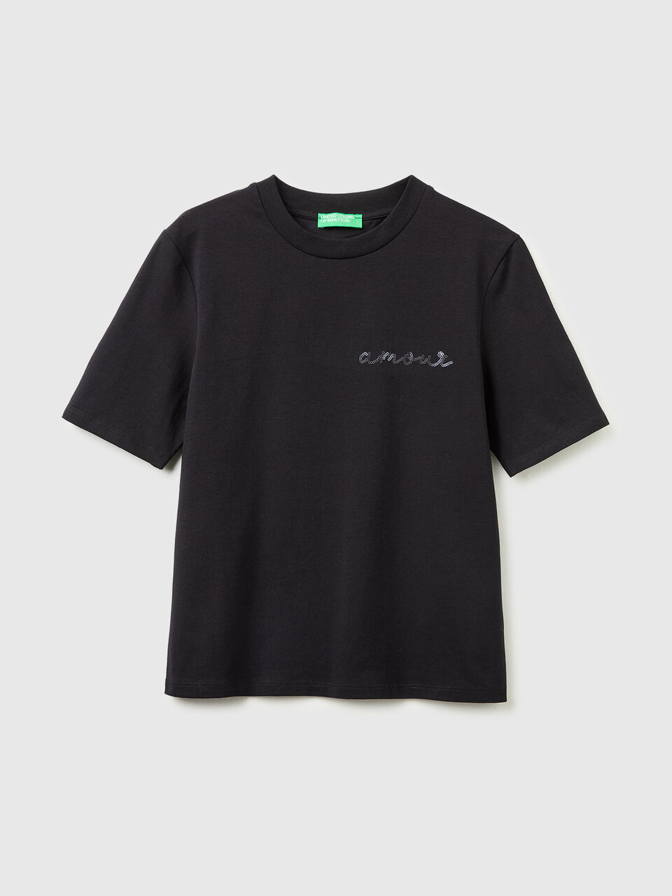 T-shirt with "amour" embroidery