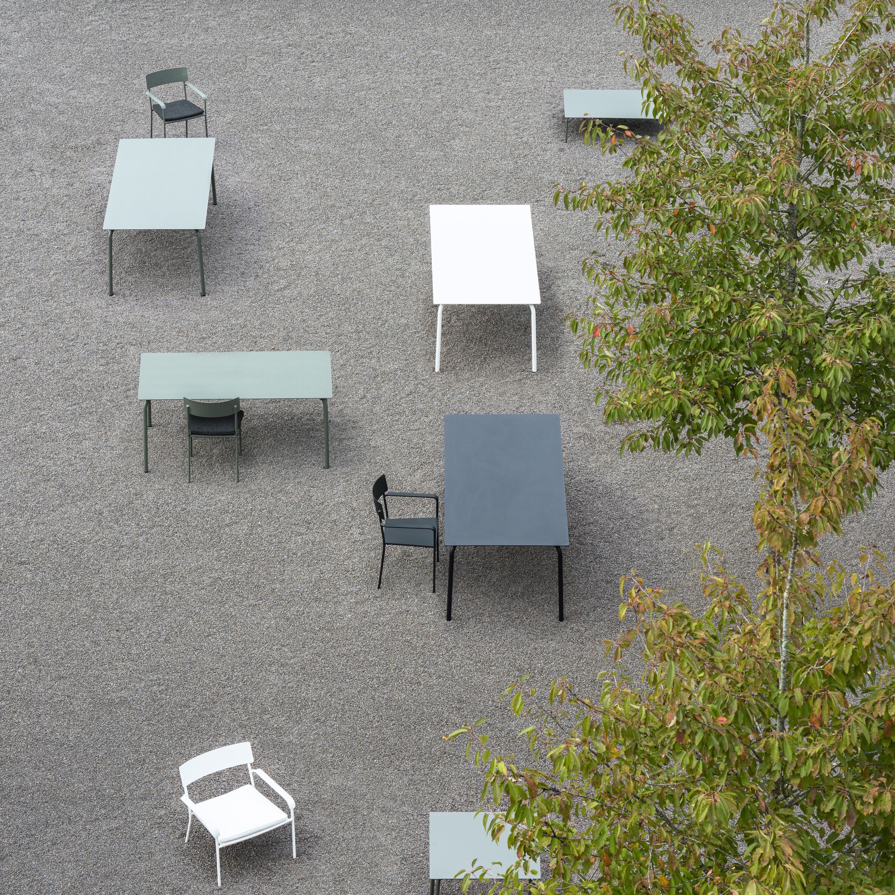 SERAX - Vincent Van Duysen - August Eettafel 220 x 100 cm - Eucalyptus