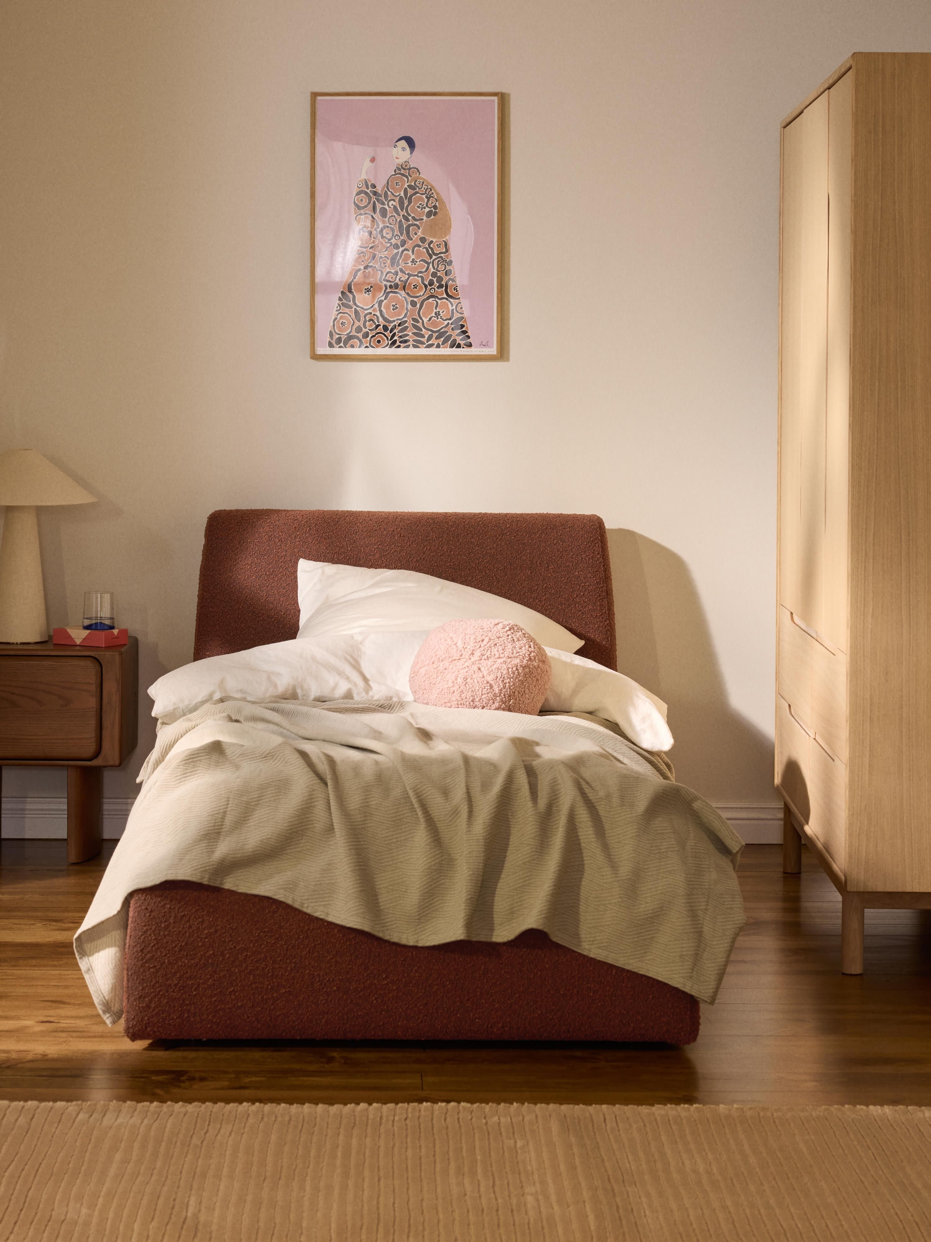 Bouclé-Einzelbett Cloud mit Stauraum