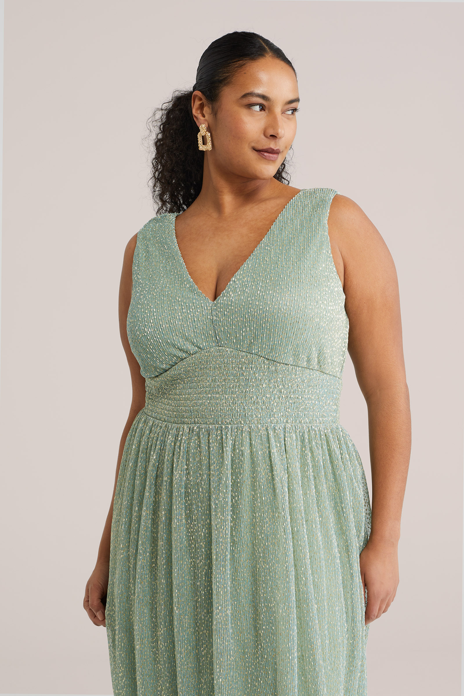 Dames pliss&eacute;jurk met glittergaren