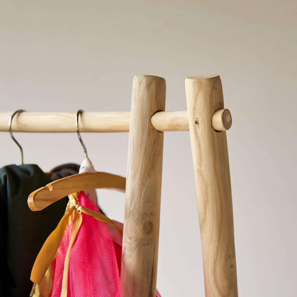 KILIM - Portant simple enfant en teck massif