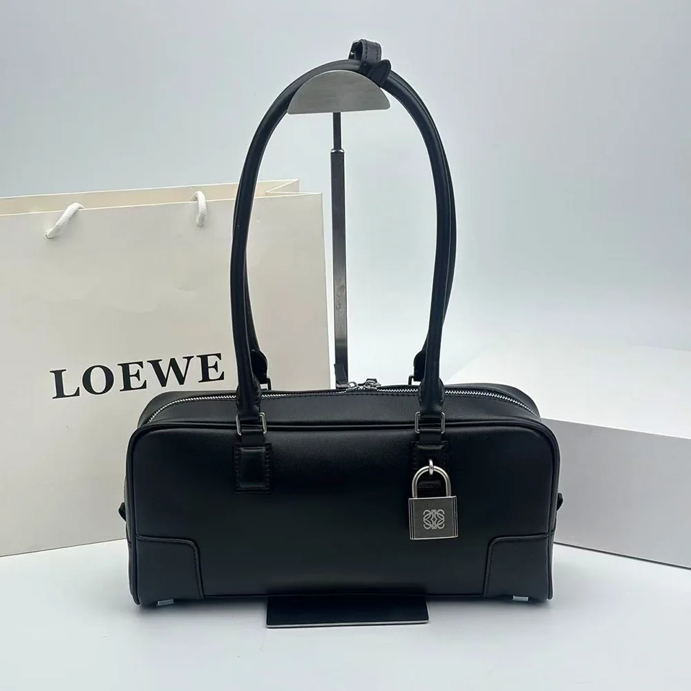Loewe Amazona 31 Short Bag in Glossy Calfskin (7A regular version)
