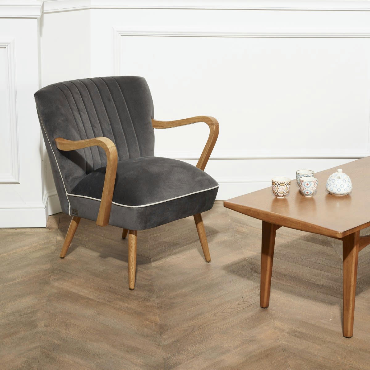 SIXTY - Fauteuil vintage en chêne et velours gris rhino