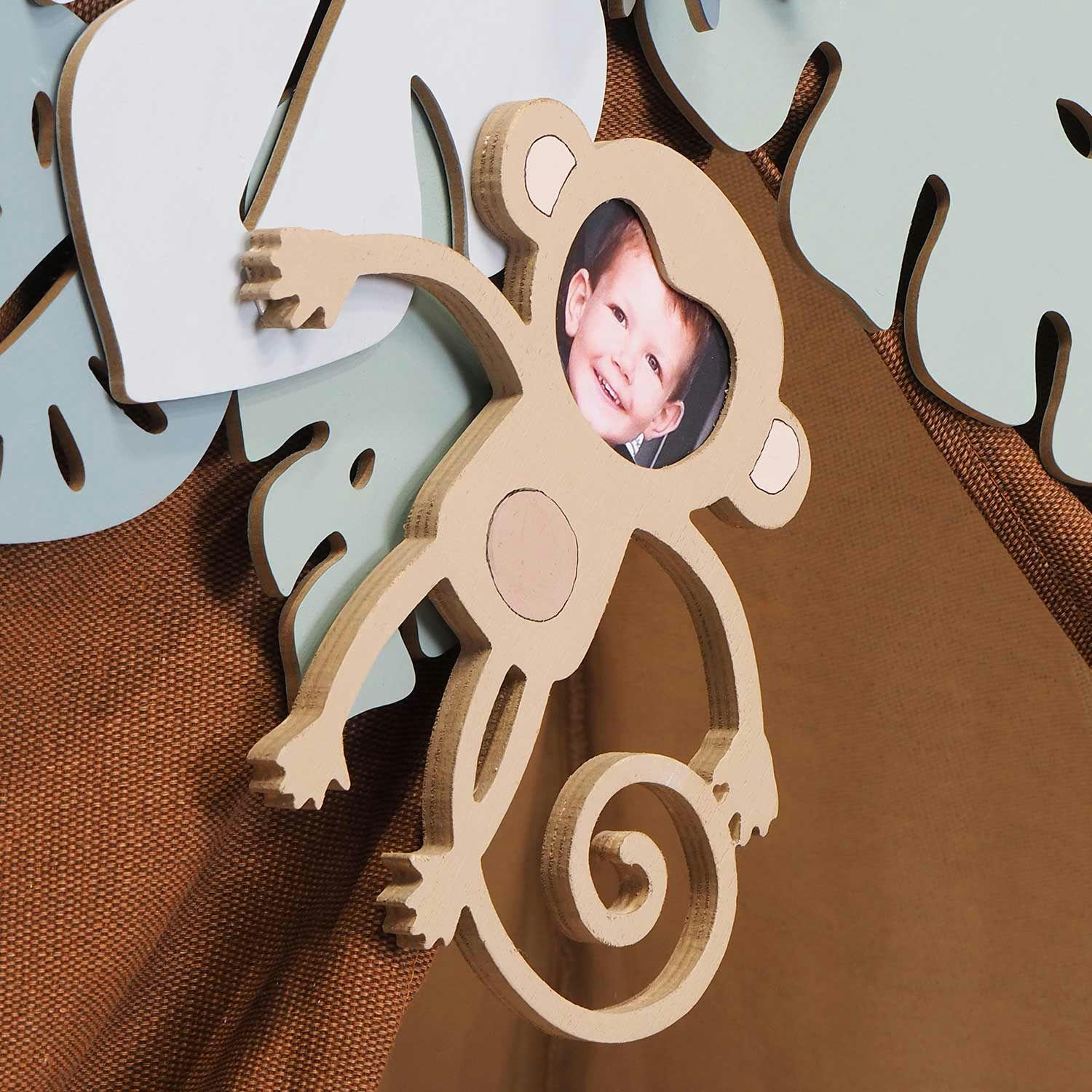 - Cadre photo en bois en forme de singe