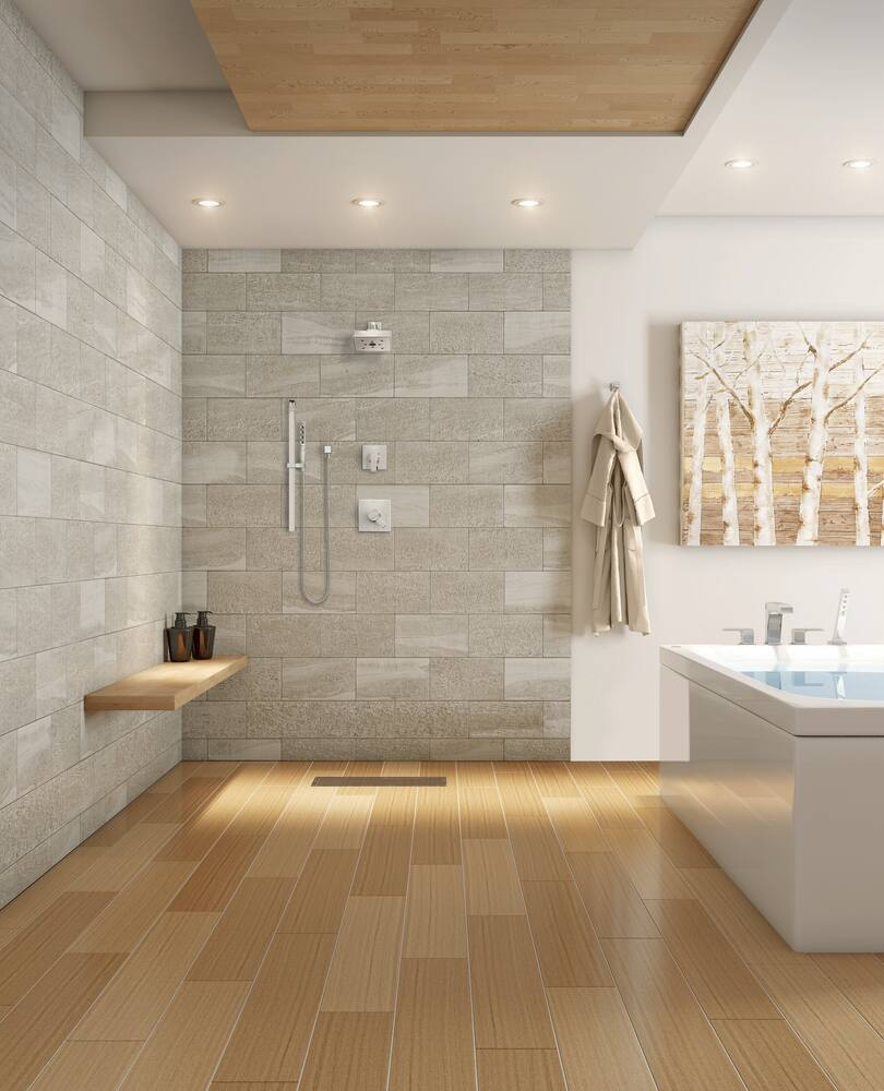 Delta Ara Roman Tub with Hand Shower Trim, Chrome