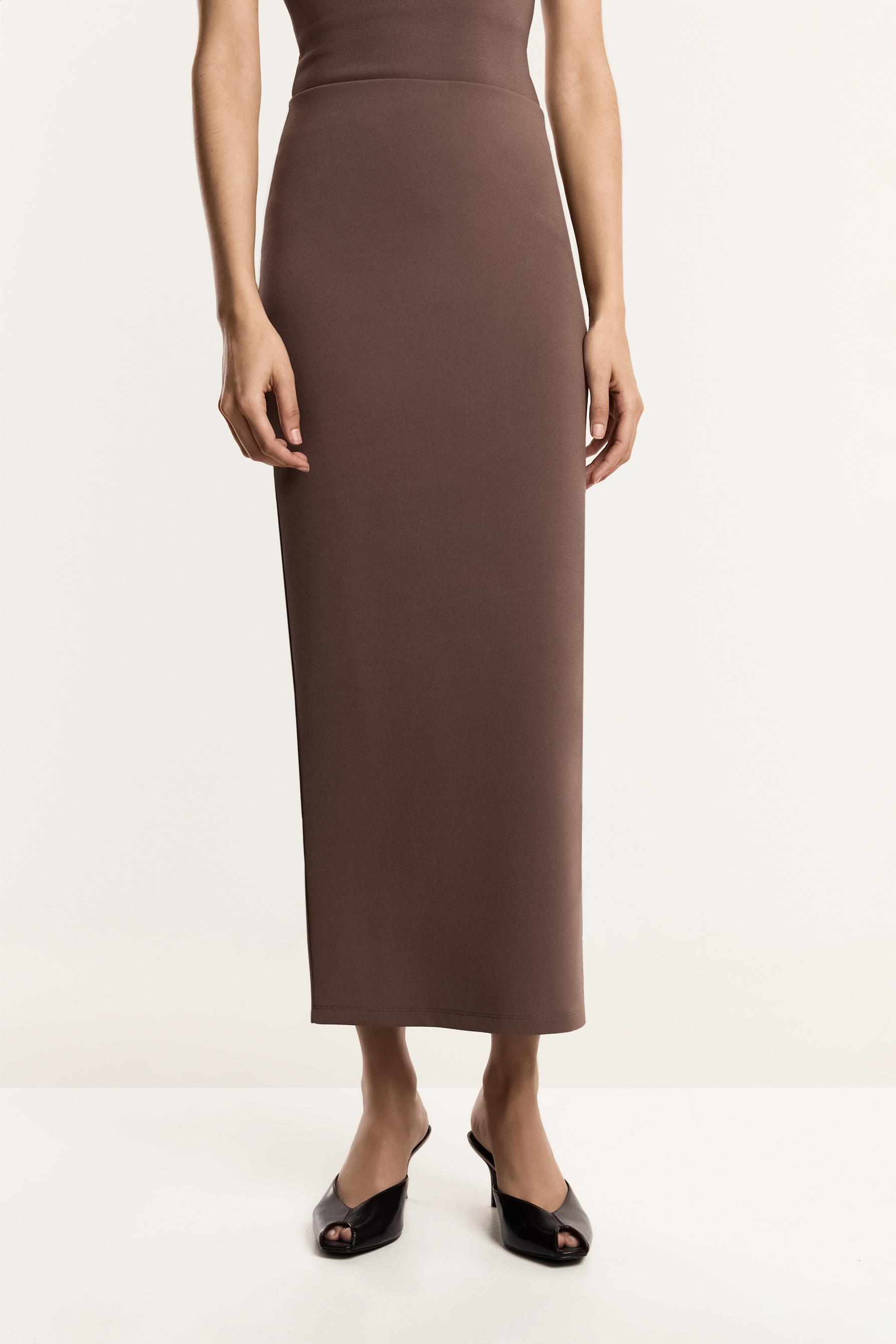 Falda midi