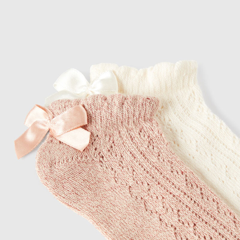 Short socks with bow
