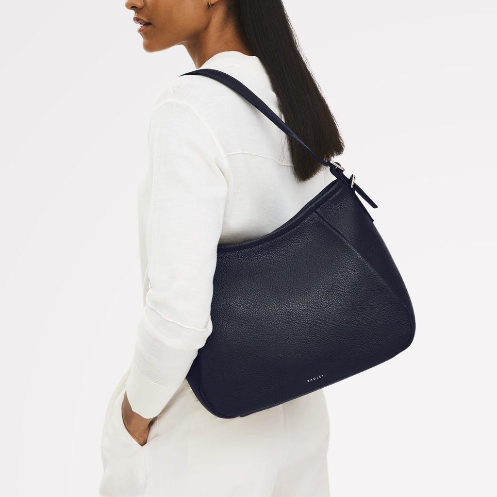 Eastney Street - Medium Ziptop Shoulder