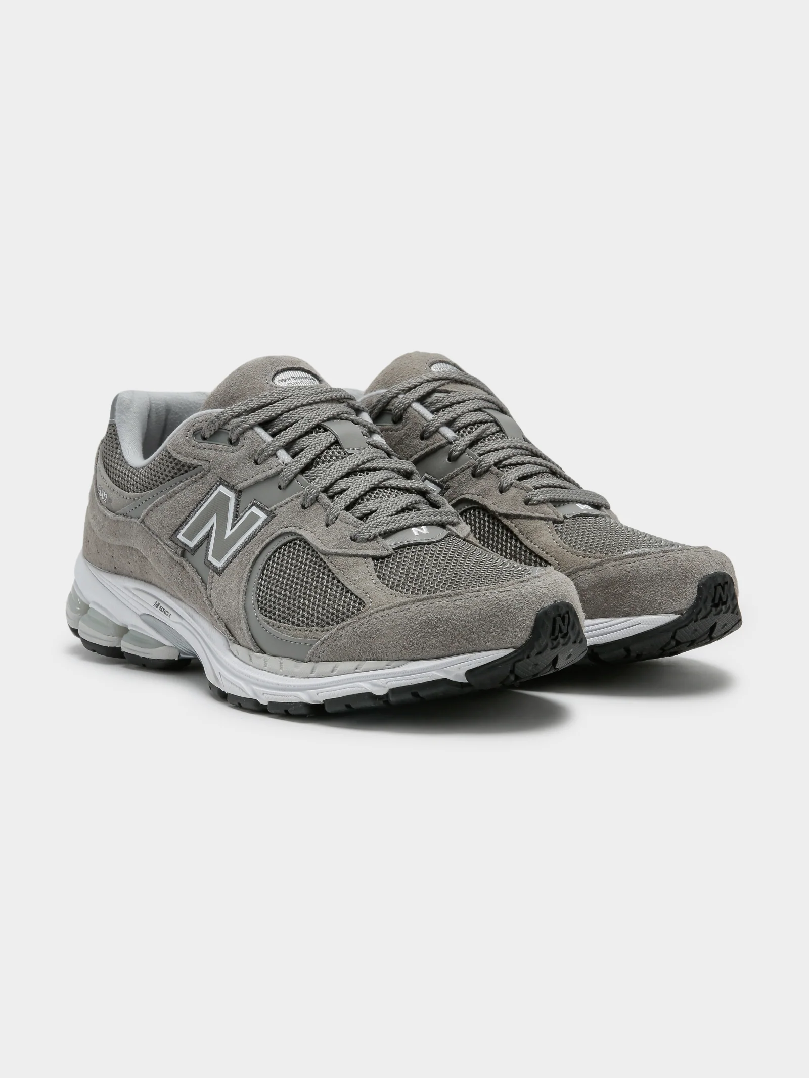 Unisex ML 2002 Sneakers