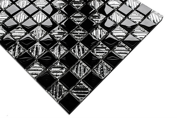 Mosaïque en verre sur filet pour salle de bain ou cuisine 30 cm x 30 cm - Black chess