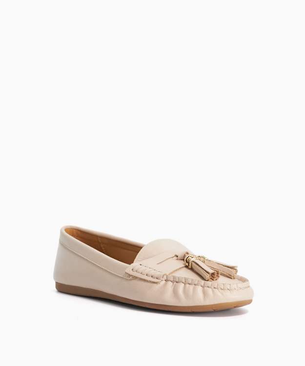 Geen Blush - Leather Tassel Trim Loafers