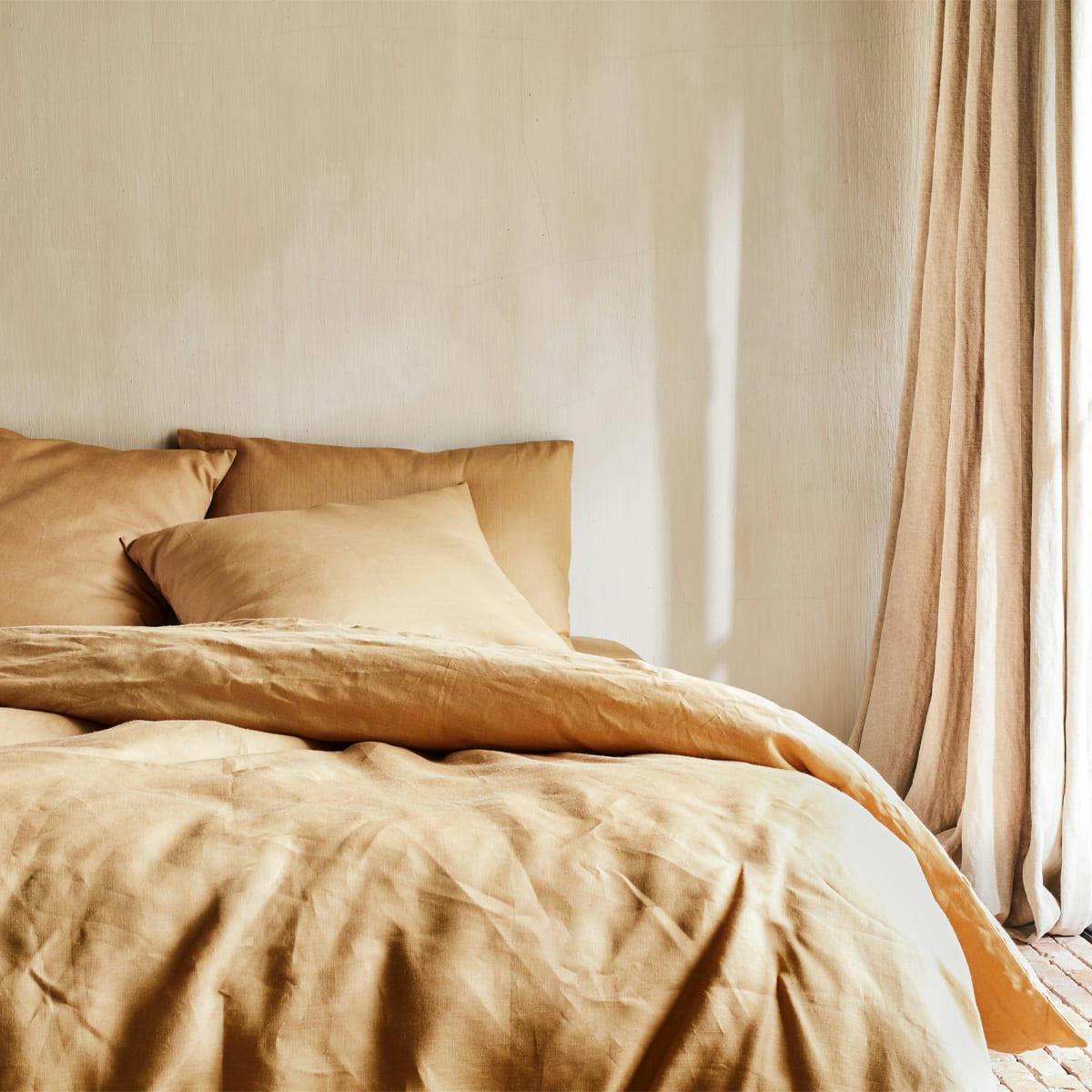 LIN BLÉ - Taie d'oreiller unie en lin beige foncé 64x64