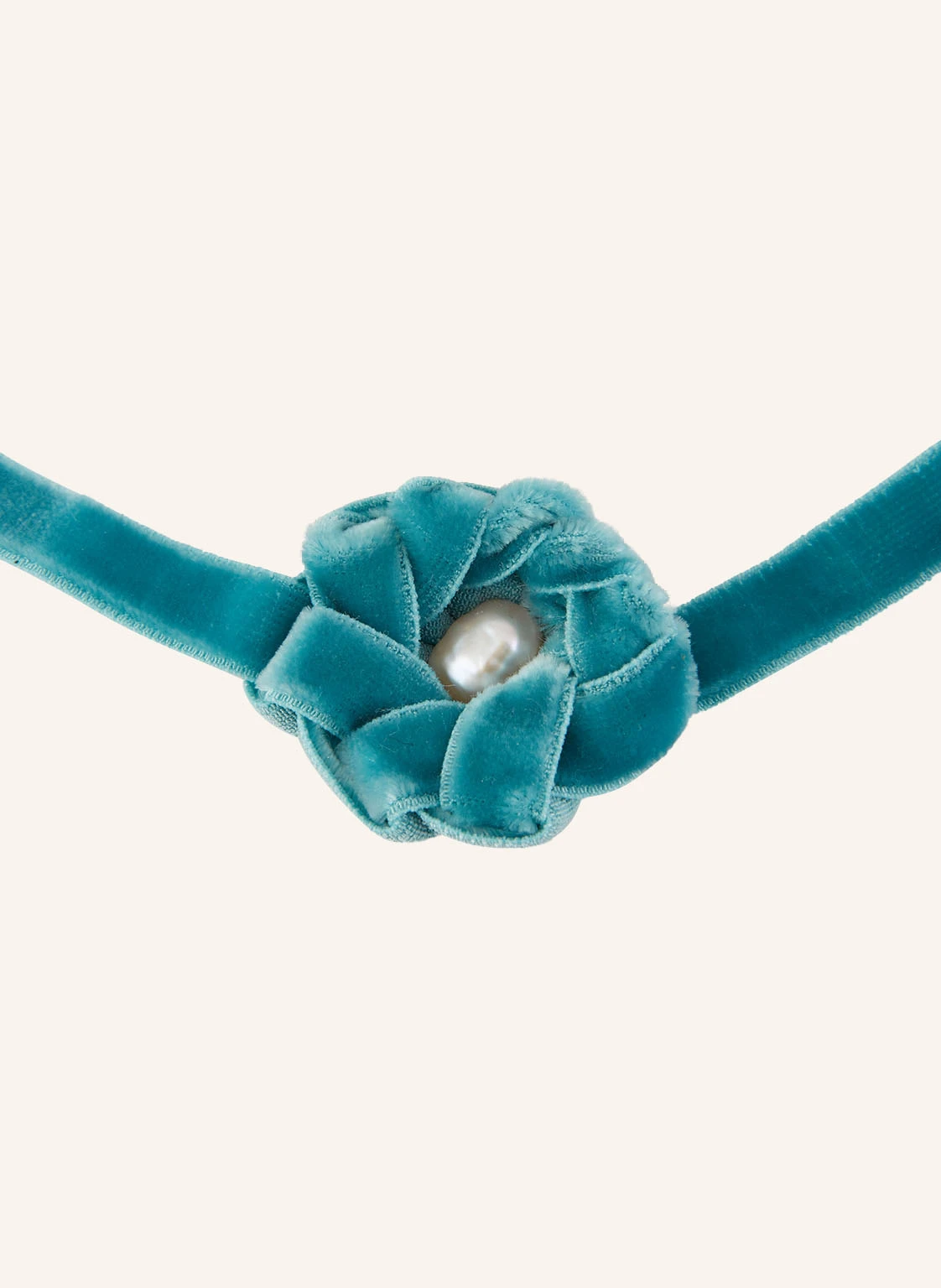BETTINA SCHARRER Samt-Choker