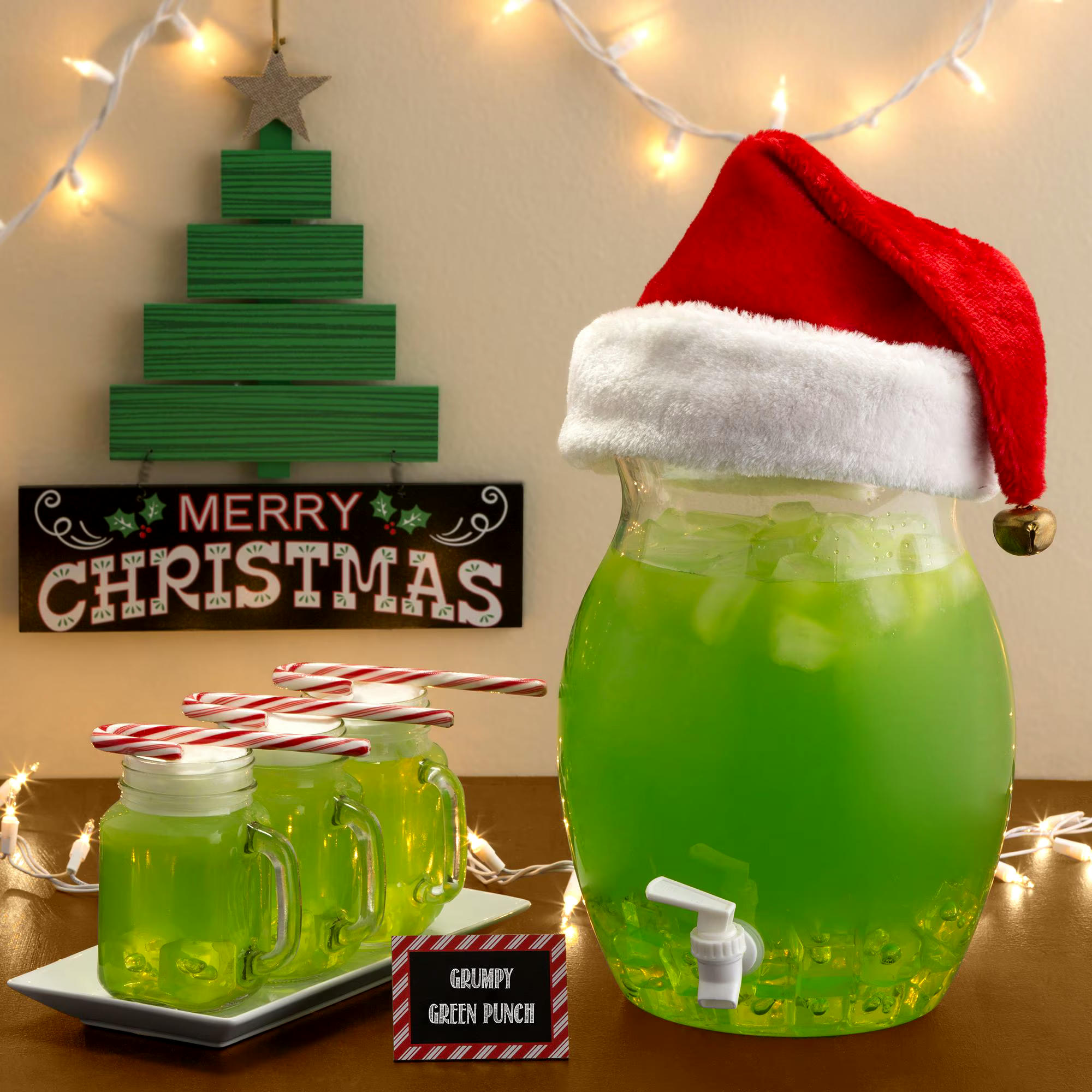 Plastic Reusable Beverage Dispenser, Clear, 2.5-gal, for Christmas/Thanksgiving/New Year's Eve/Birthday Party