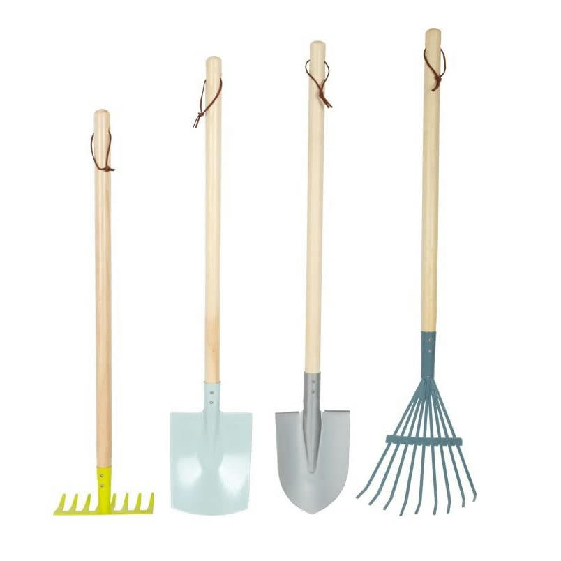 - Set d'outils de jardinage