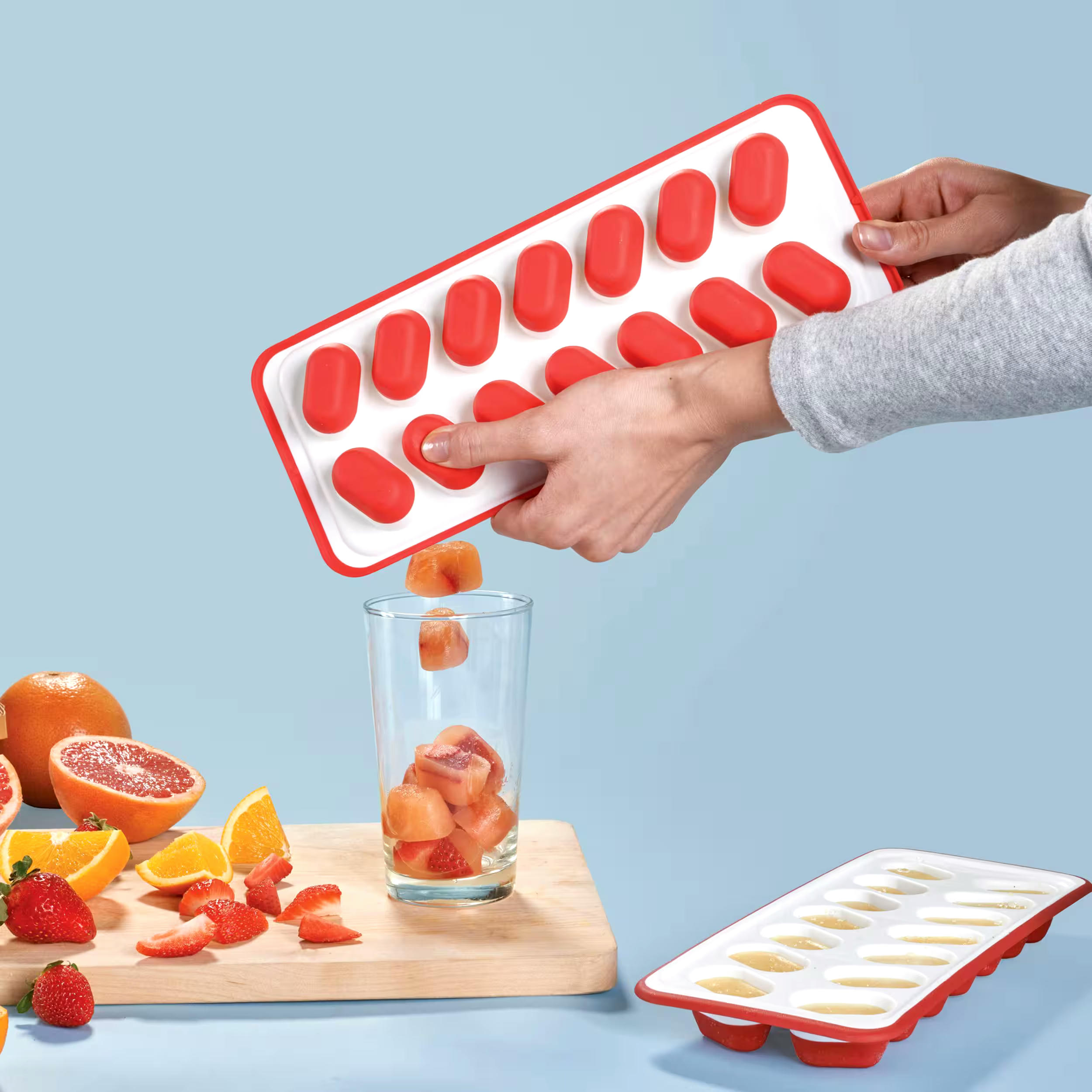 Rubbermaid Flexible Easy-release Ice Cube Tray, BPA-Free, Nestable, Red/White