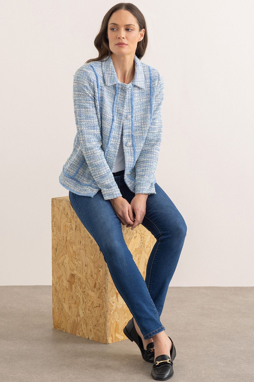 Klass. Boucle Fringed Button Jacket