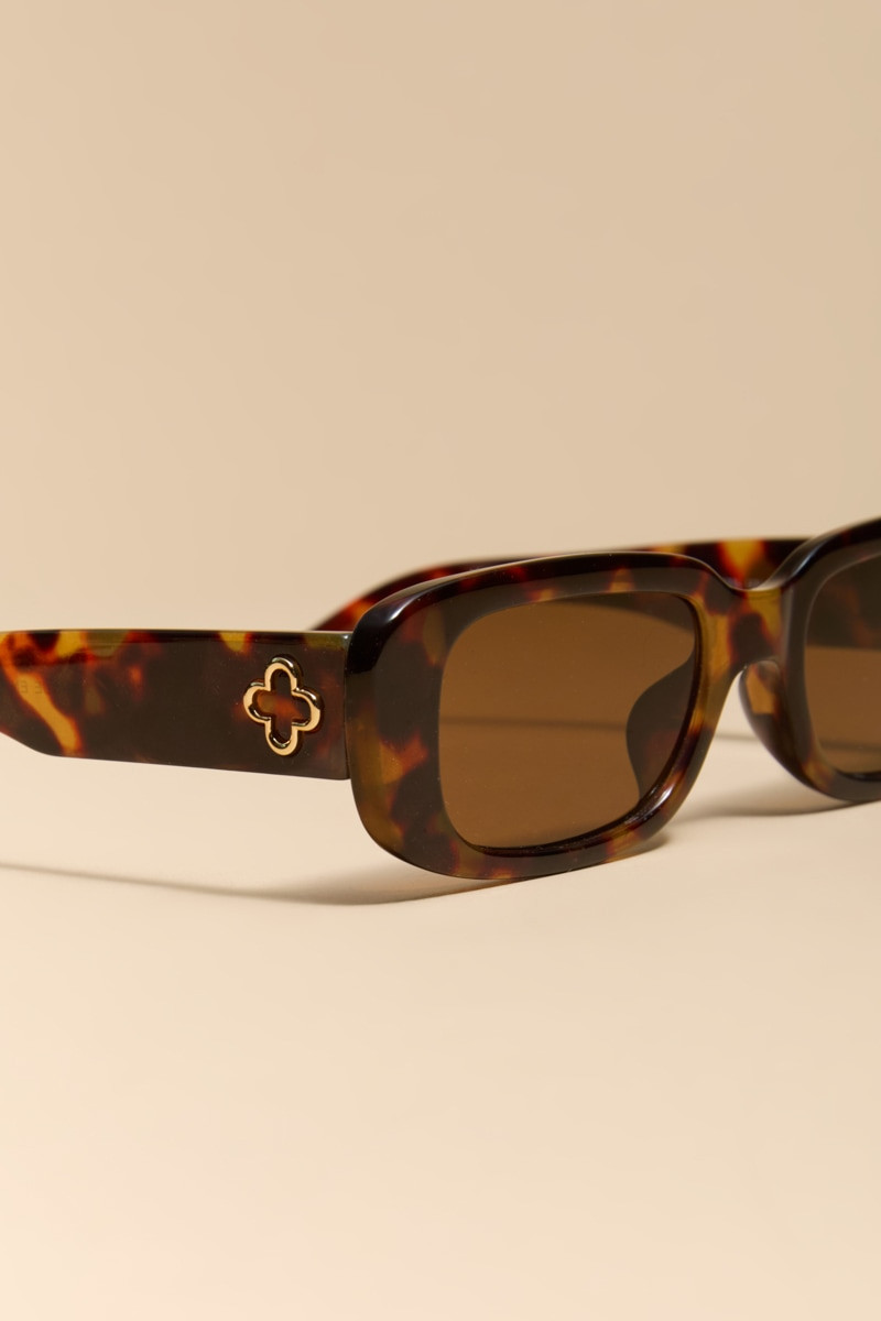 Julia Tort Shell Round Sunglasses