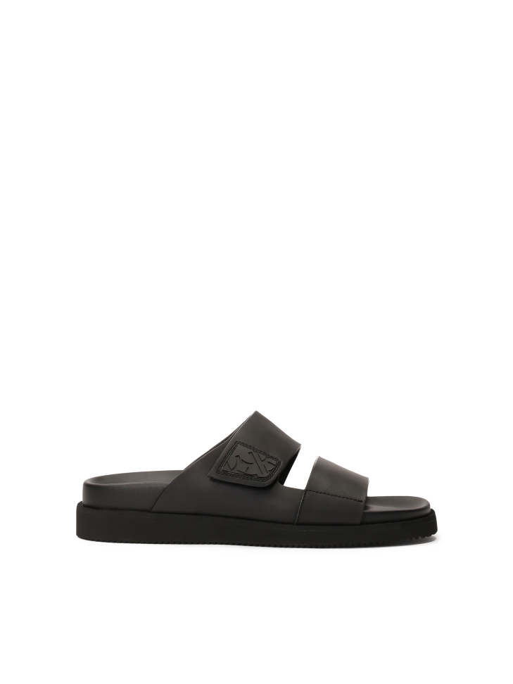 Comfortable black slides with matte finish