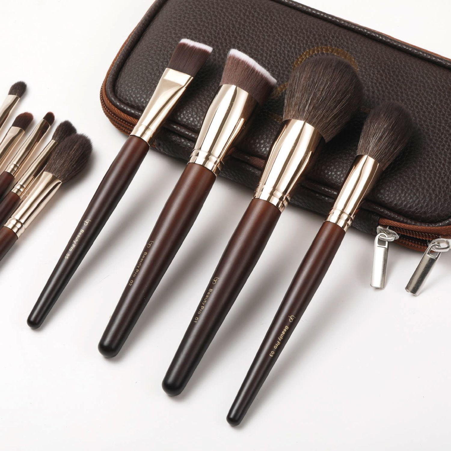 BP Beauty Pro Set of 14 BP Professional Makeup Brushes in a Leather Case – Luxury and Precision