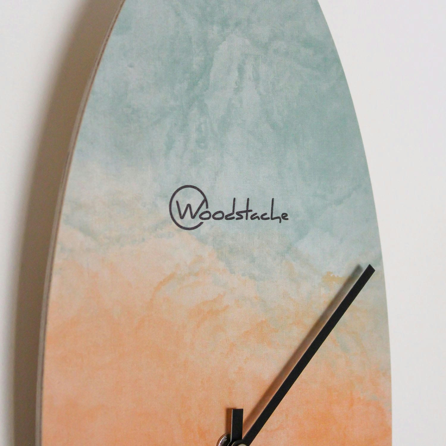 - Horloge surf en bois Tye and die H46,2 cm