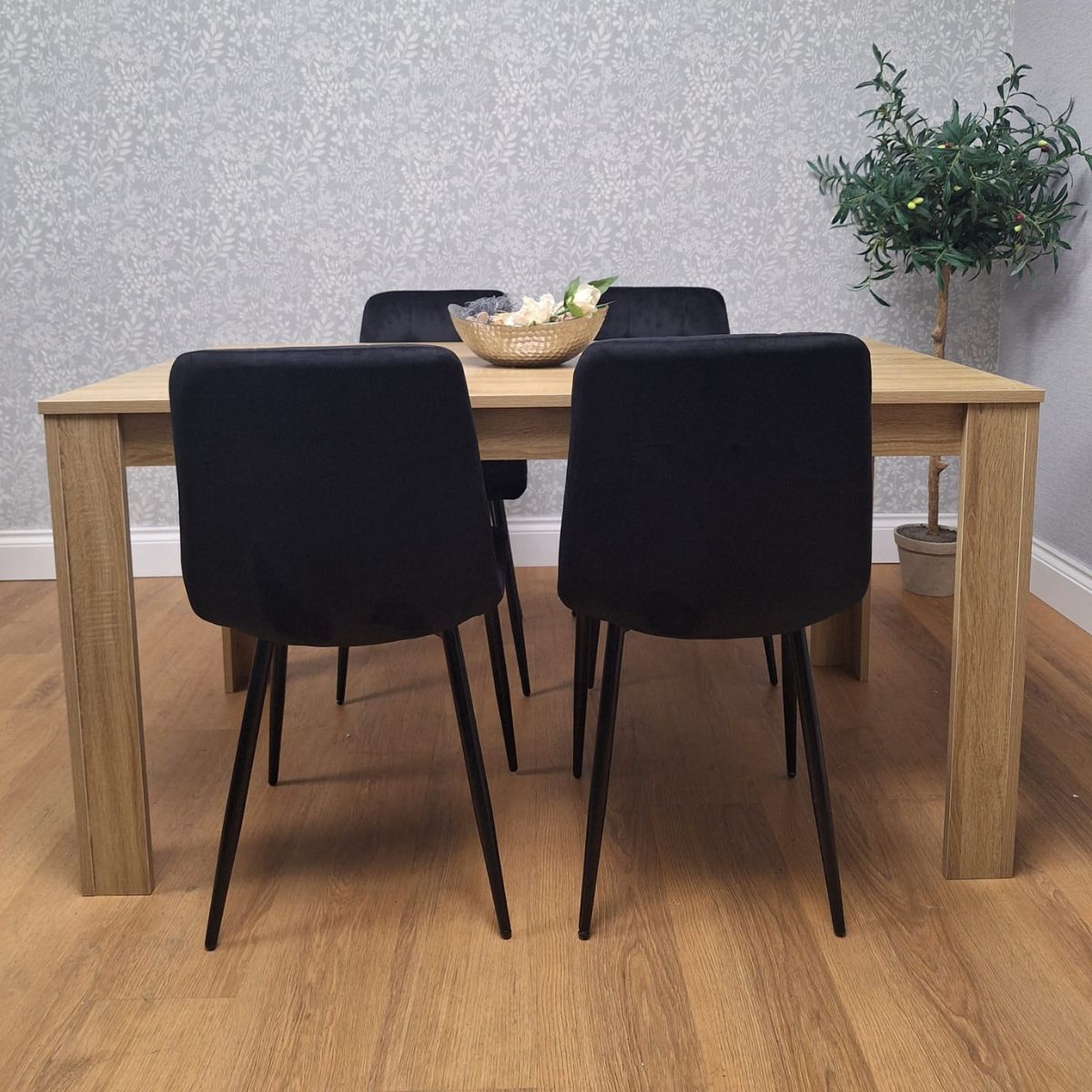 KOSY KOALA Modern Oak Effect Dining Table Set With 4 Black Velvet Chairs Dining Room Furniture