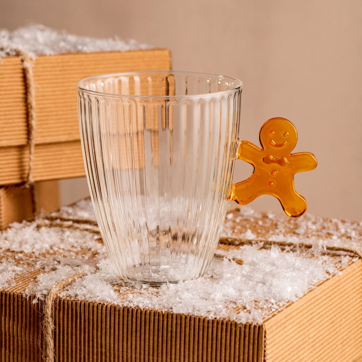 Szklanka STRANO z uchem w kształcie ciastka 0,32 l