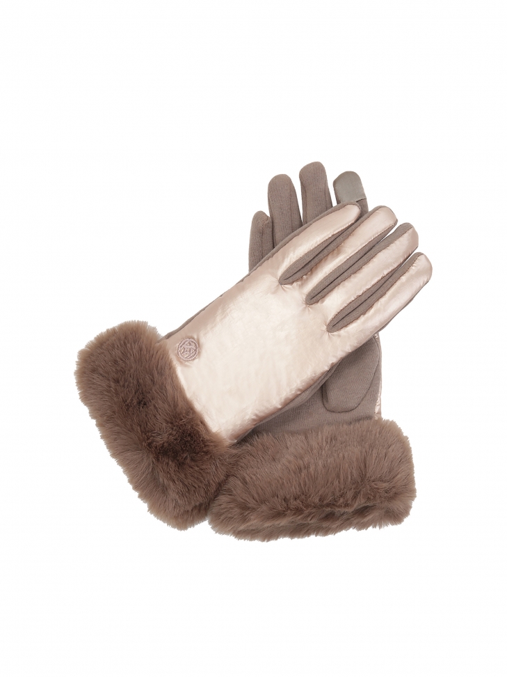 Ladies’ brown gloves