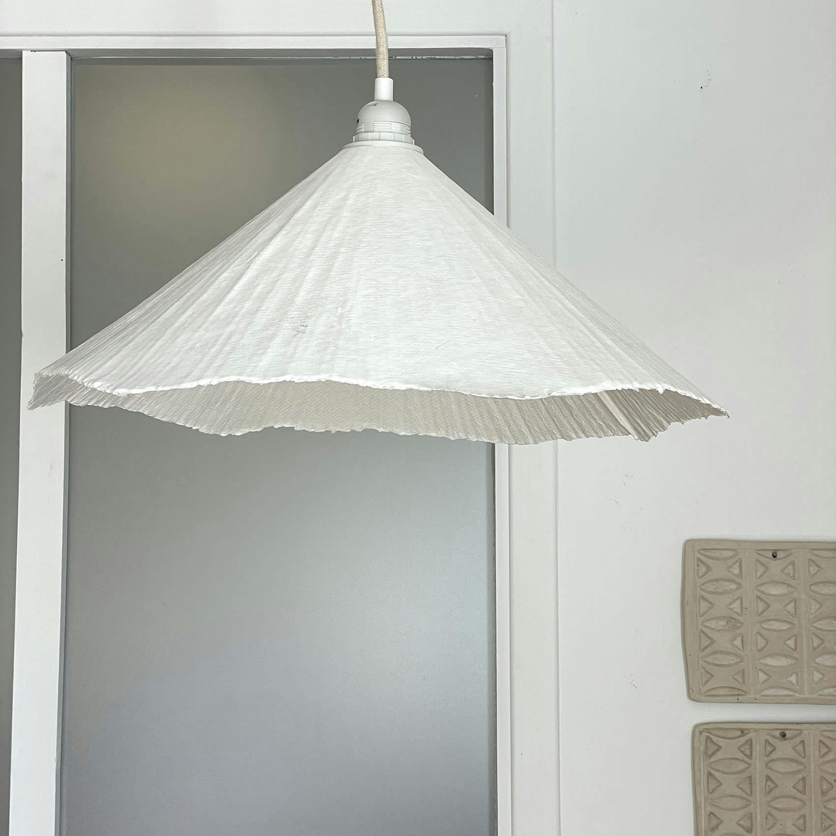 - Abat jour cône en papier mâché blanc 150x240 cm