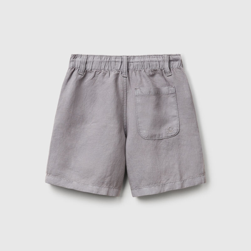 Bermuda shorts with drawstring in linen blend
