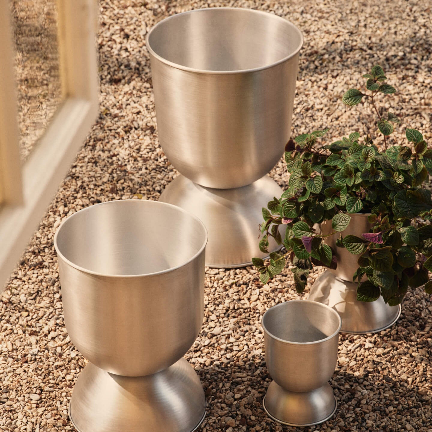 Ferm Living Hourglass Bloempot - Medium - Aluminium