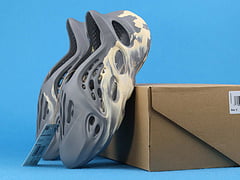 Adidas Yeezy Foam RNNR MXT Moon Gray