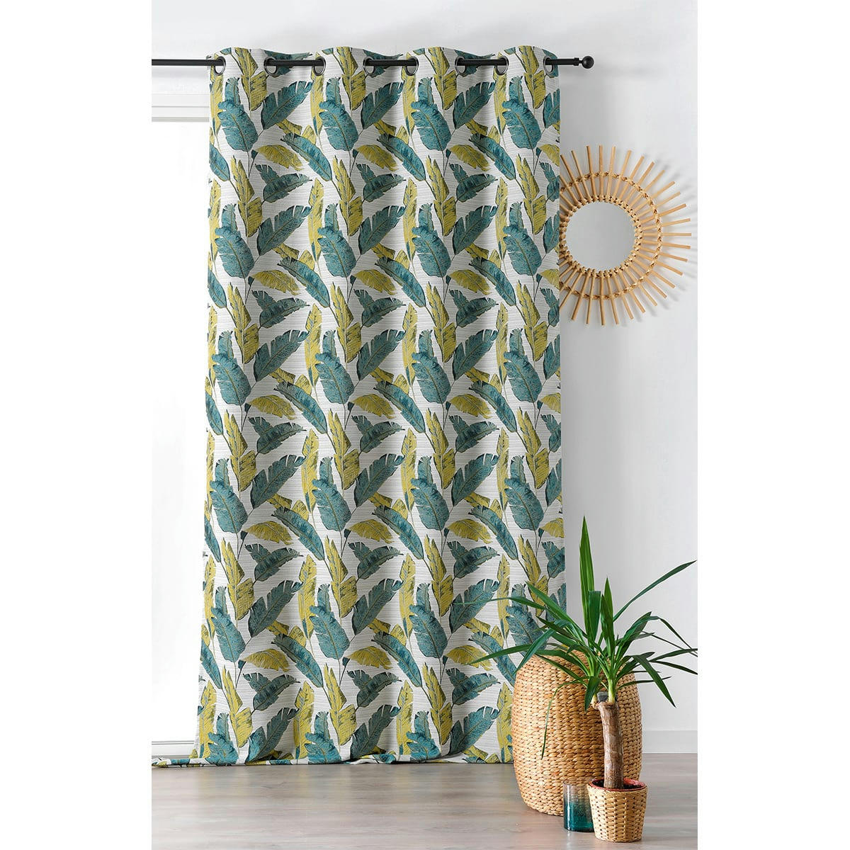 - Rideau tamisant à motif plumes polyester vert 135x240 cm
