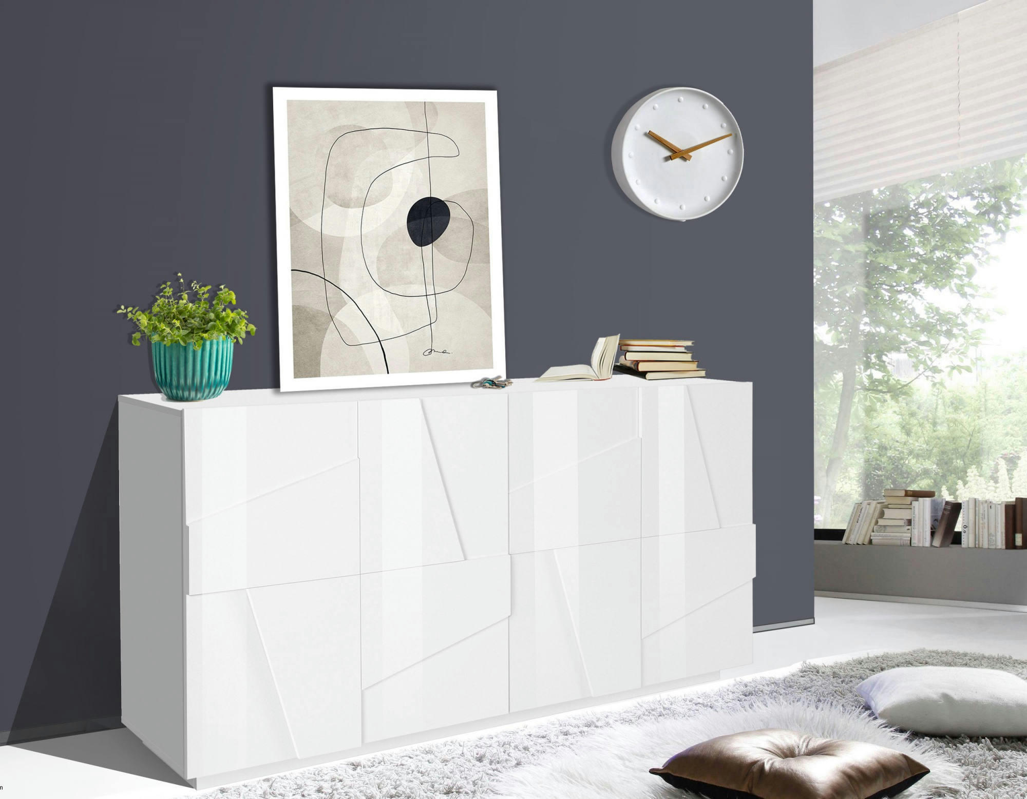 - Buffet à 4 portes effet bois blanc brillant