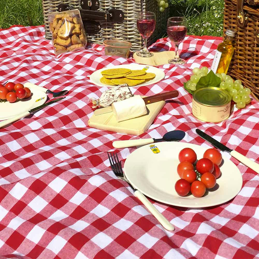 - Nappe XL pique-nique carreaux rouges et blancs 280 x 140 cm