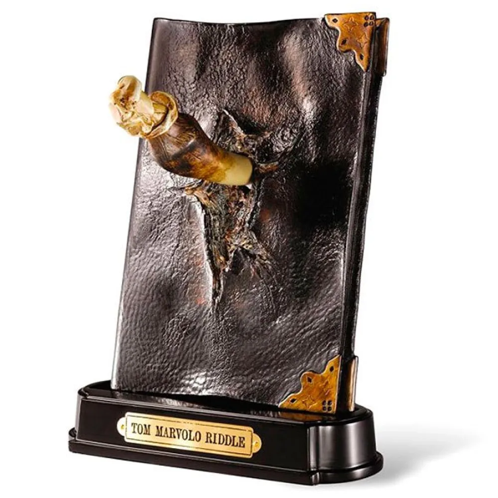 Noble Collection Basilisk Fang&Tom Riddle Diary Replica Figure