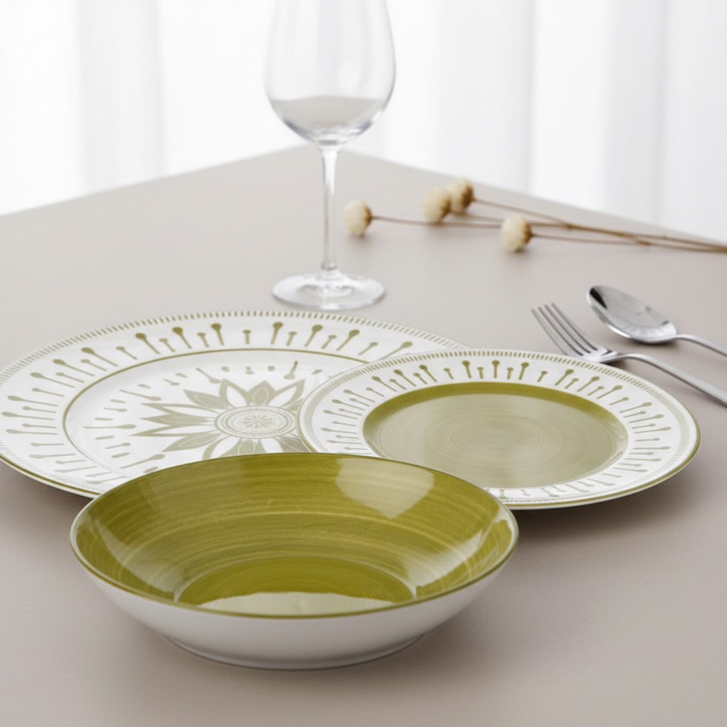Servizio 18 piatti porcellana Mistral verde