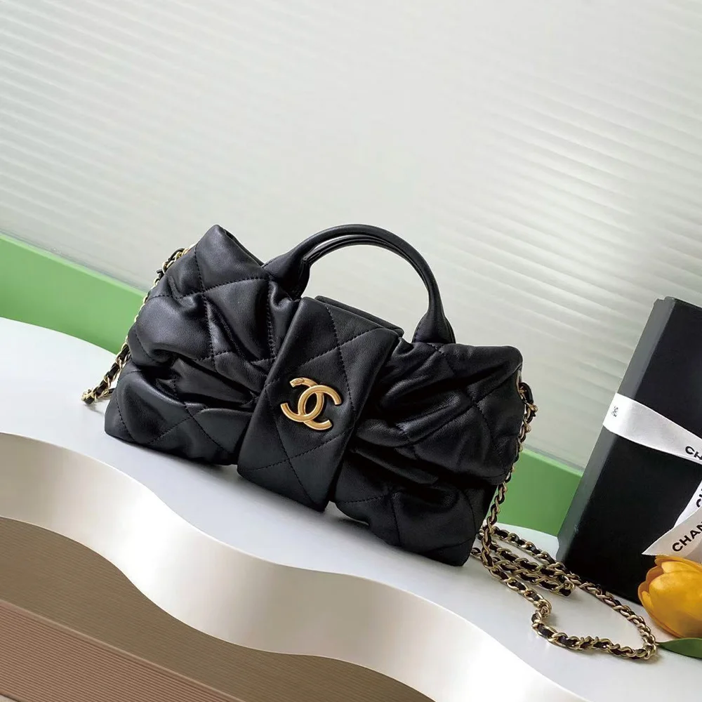 Chanel Fall/Winter 2025/26 Mini Bow Bag (Replica)