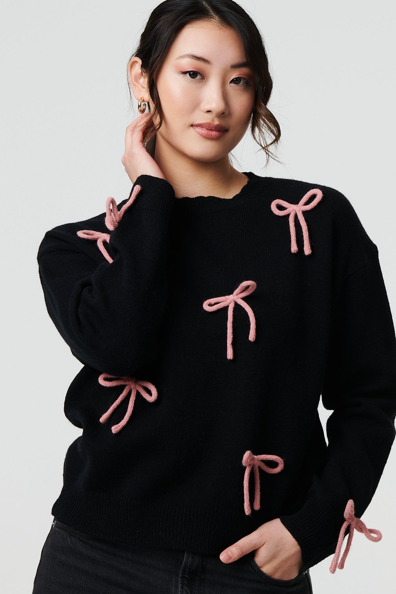 Izabel London Bow Embellished Drop Shoulder Jumper