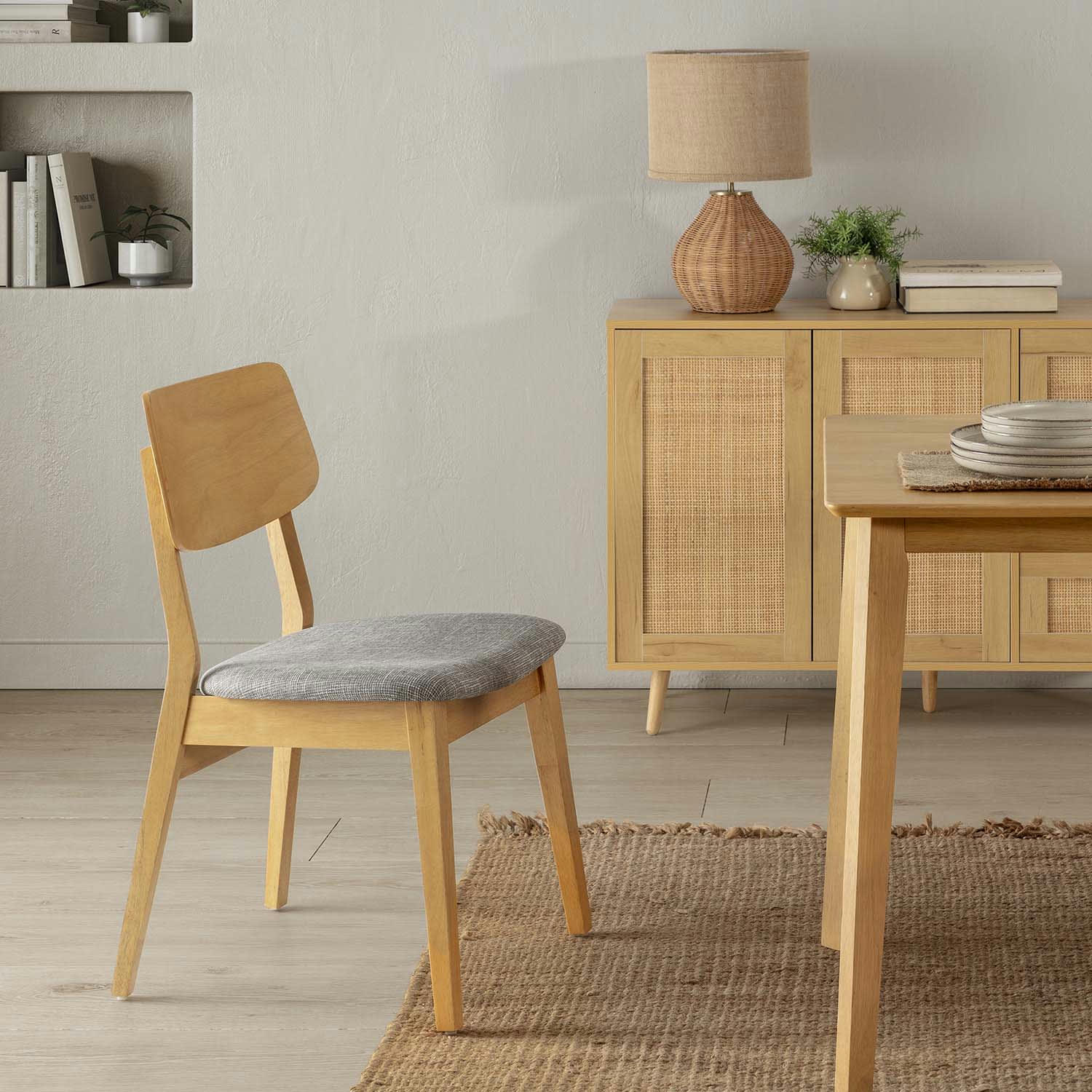 SUSI - Pack de 2 chaises couleur chêne, bois massif