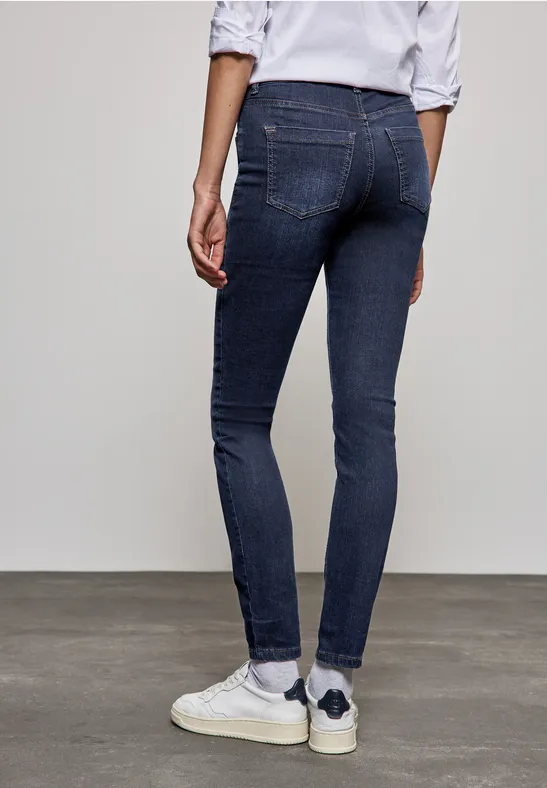 Jeans im Slim Fit