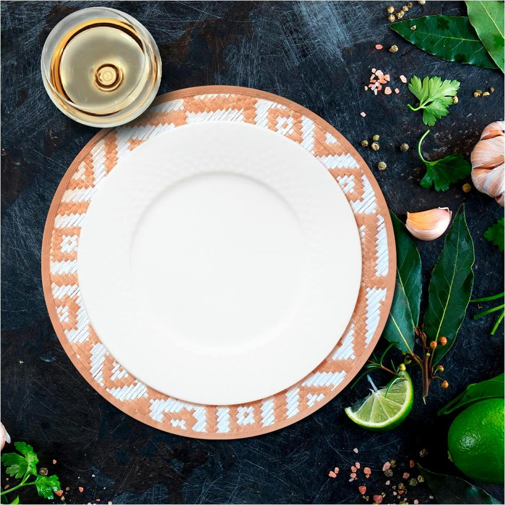 BAMBOU - Set de table rond beige et blanc en feuilles de bambou D38