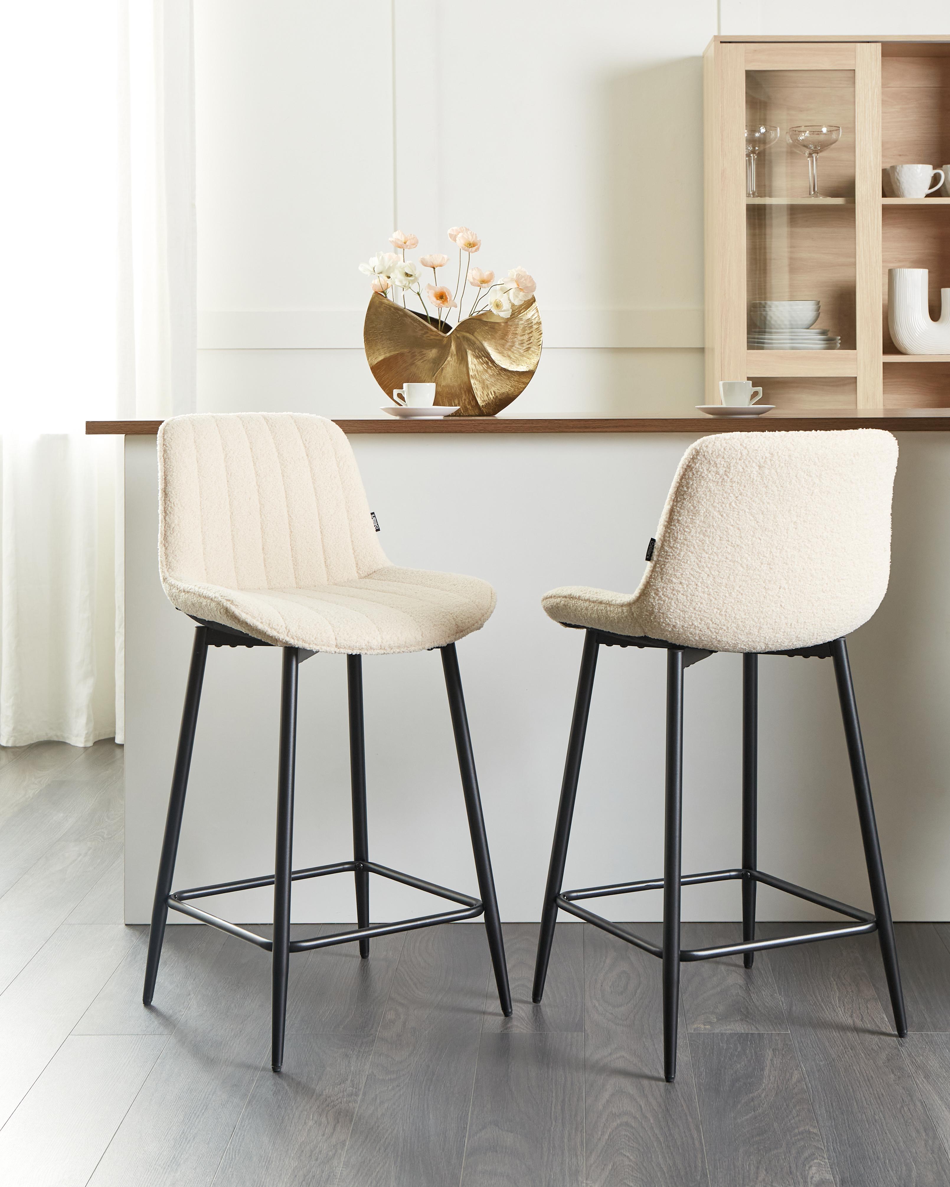 Set of 2 Bar Chairs DUBROVNIK Boucle Light Beige