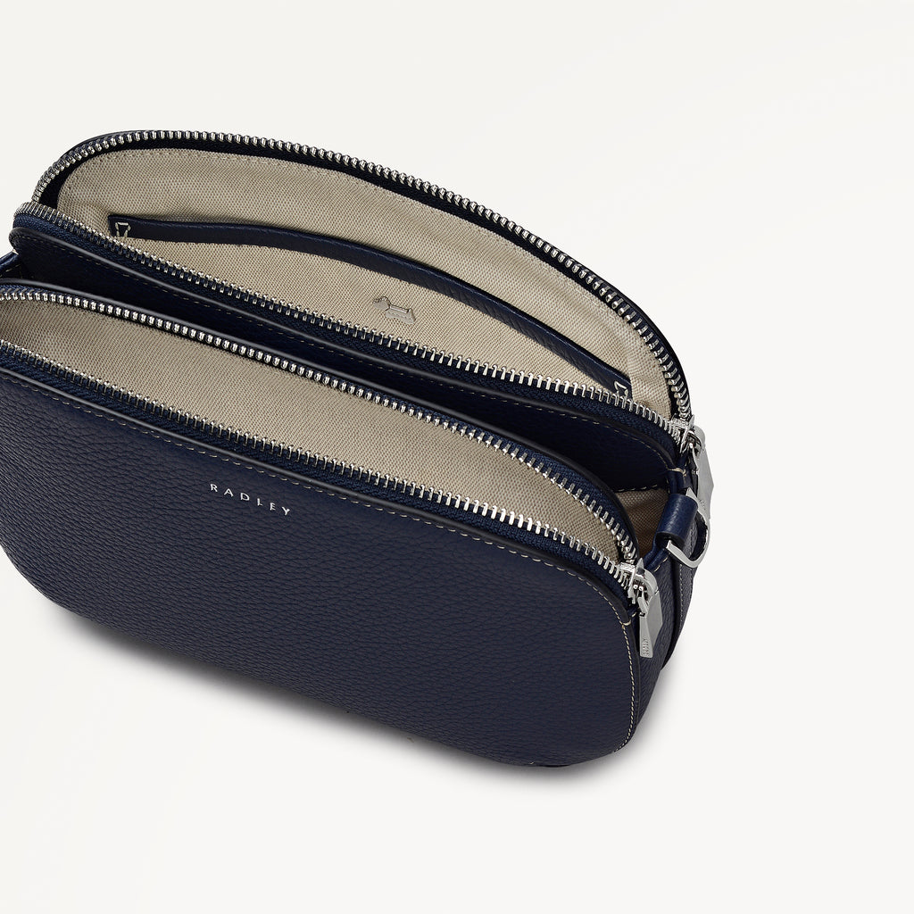 Dukes Place - Medium Ziptop Cross Body