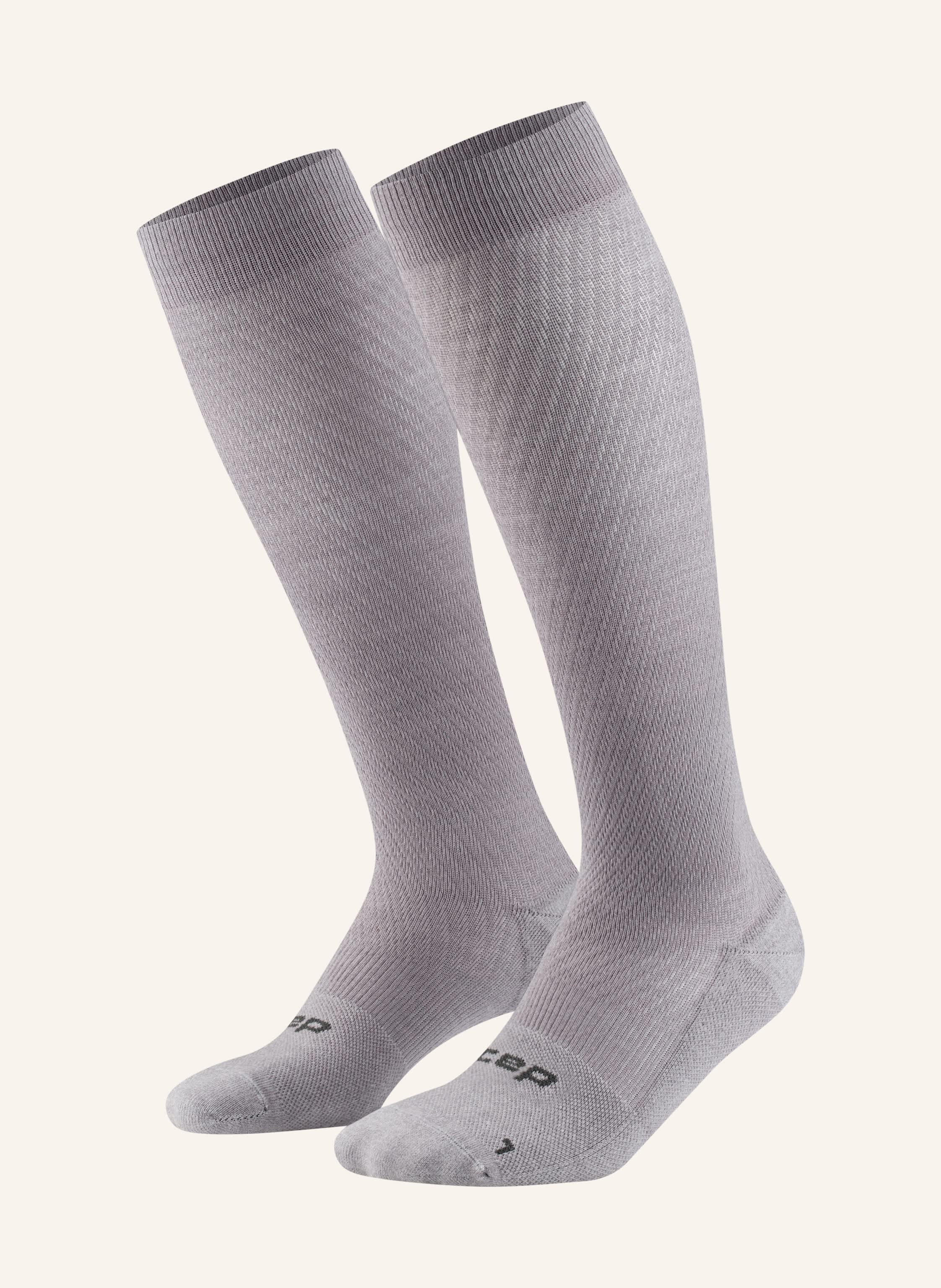 cep Kniestrümpfe Core flight socks zum Reisen